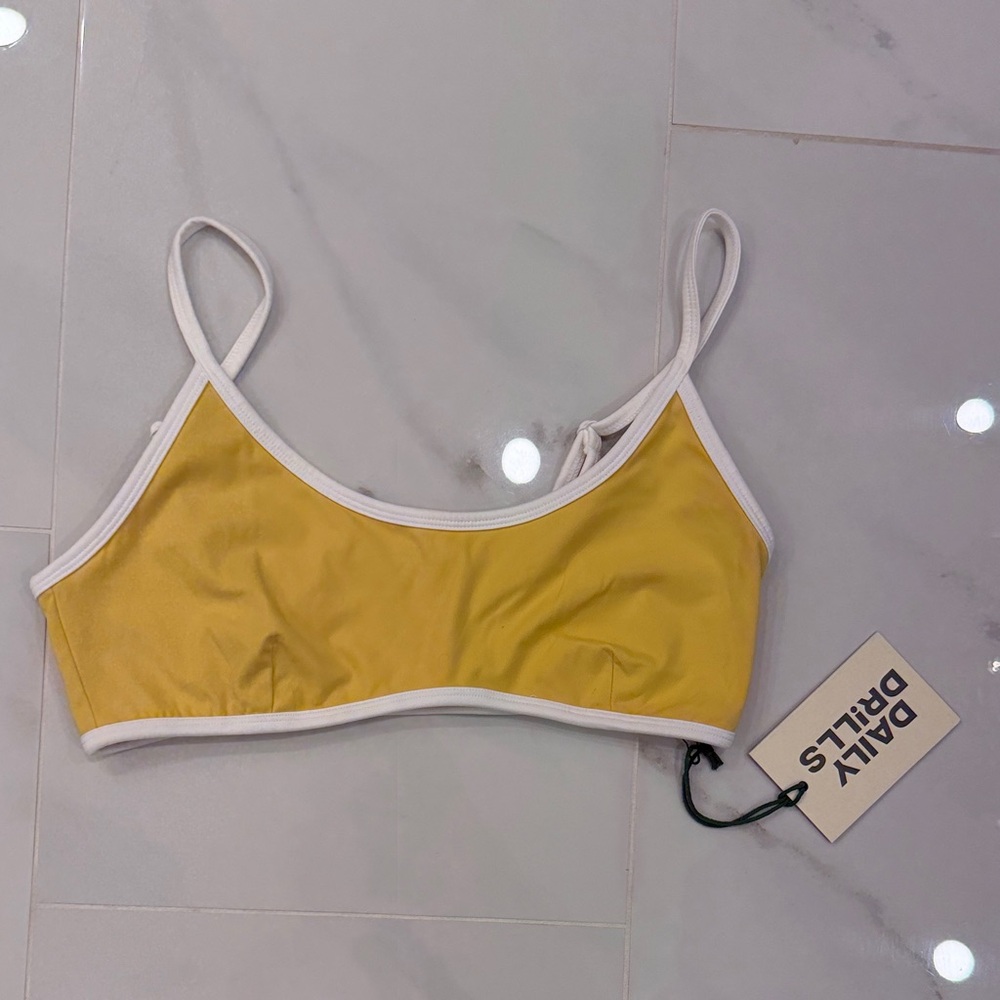 NWT Daily Drills Yellow Bra Top Size M surf & Ski collection